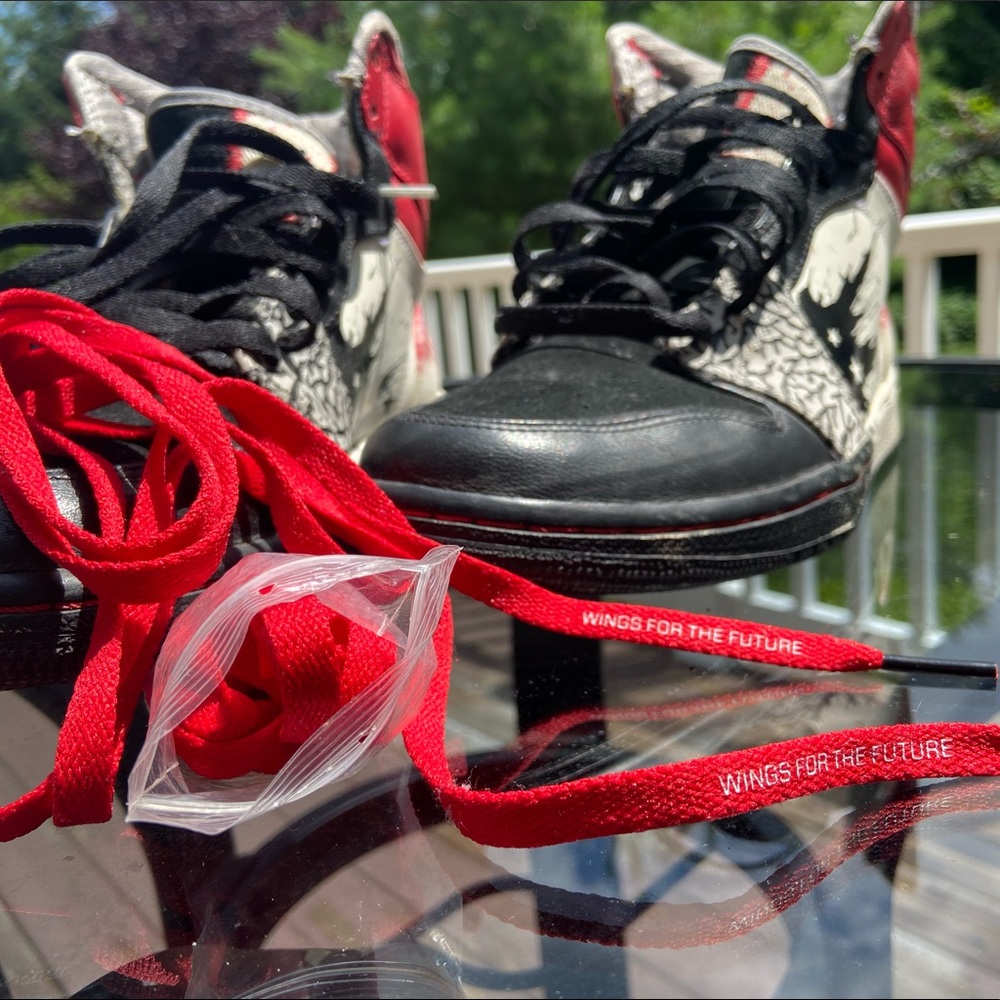 Nike Air Jordan 1 “Dave White” - Picture 3 of 5